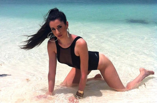 Ea este cea mai sexy baschetbalistă din lume! I-aţi da la coş?