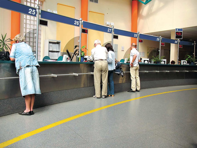 STUDIU: Care sunt băncile cu cea mai bună reputaţie din România