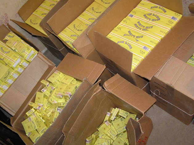 Ţigări Jin Ling contrafăcute  pe piaţa neagră