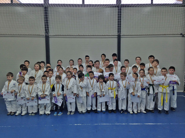 Participare numeroasă la  Cupa “Santa Claus” - ediţia a IV-a la karate WKF