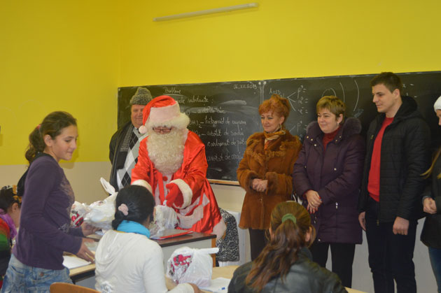 Moşul PSD a ajuns la Stâna, Socond şi Sătmărel