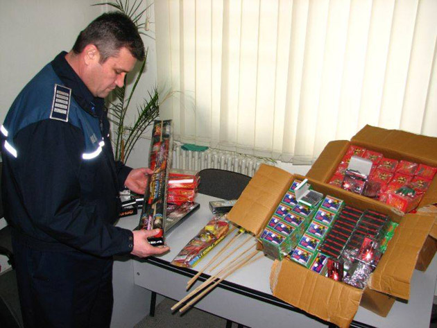 Captură record de petarde în judeţ
