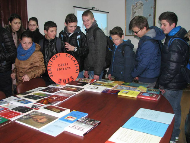 Expoziție de carte, de Ziua Culturii Naționale, la Zalău