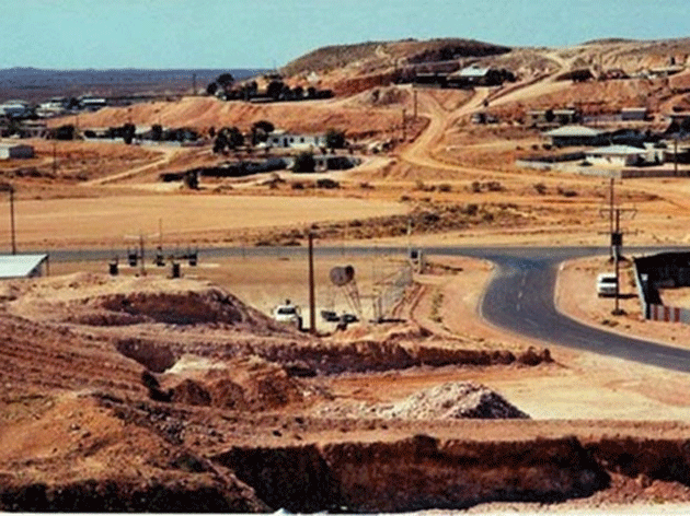 Oraşul unde oamenii locuiesc sub pământ