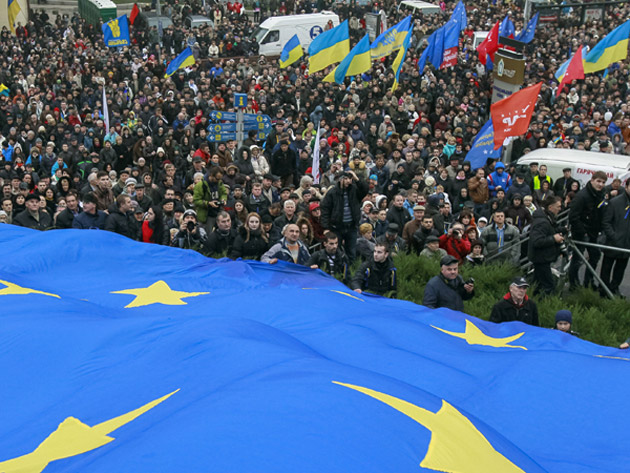 Confruntările de la Kiev se intensifică