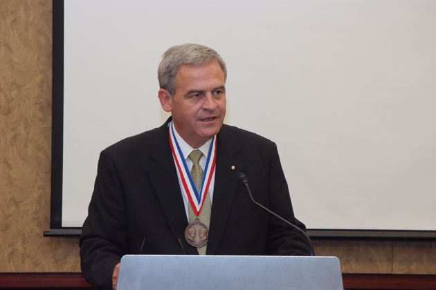 Tokes Laszlo a pierdut sprijinul Bisericii Reformate