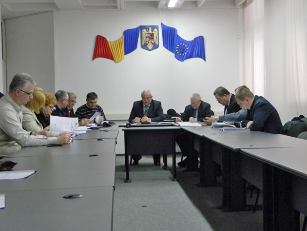 Înşelăciuni mascate de chetele umanitare