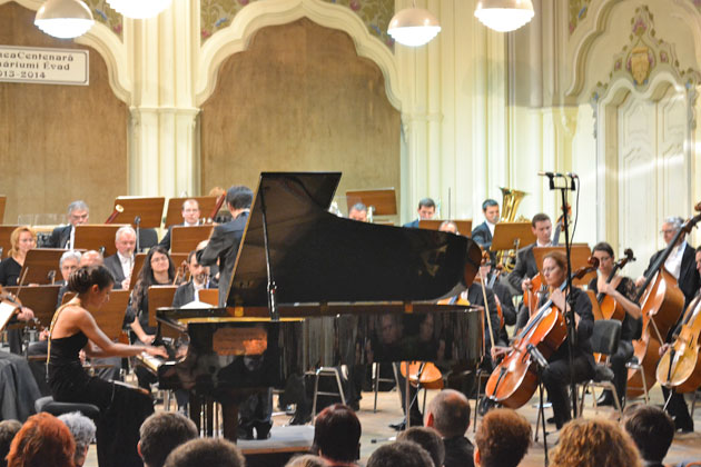 Concert de excepţie al pianistei  Alexandra Prodaniuc la Filarmonică