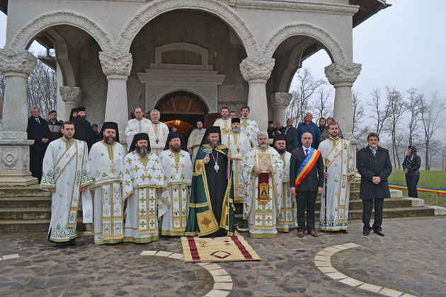 Mănăstirea de la Scărişoara Nouă, cetatea spiritualităţii judeţene