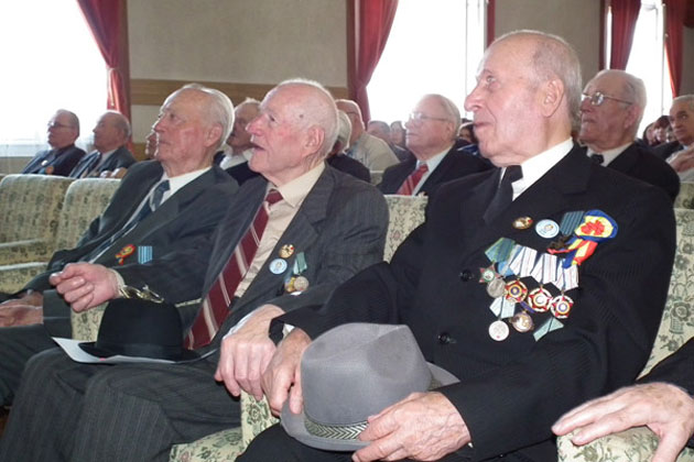 Eroii Sătmarului se împuţinează