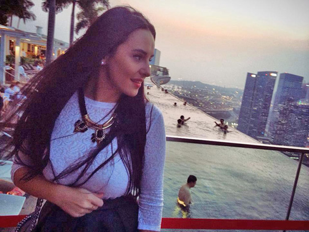 Povestea tinerei de 25 de ani care a devenit stewardesă în Dubai