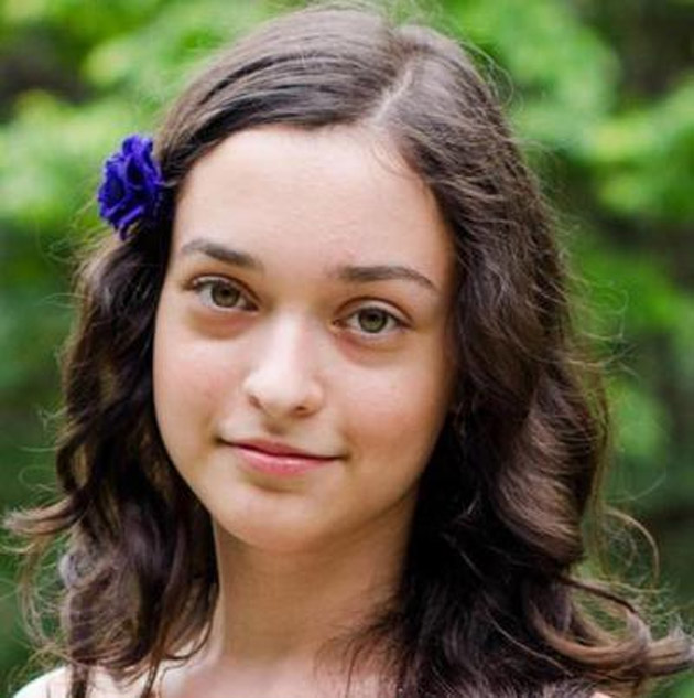 Cazul fetei dispărute şi găsite: Iulia Ionescu le-a declarat poliţiştilor că a stat la o mănăstire din Suceava