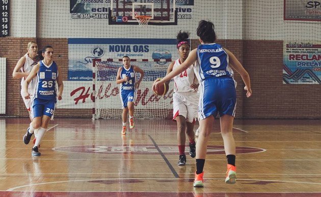 Una caldă, una rece