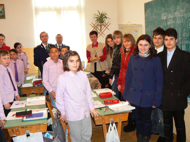 ”Primăvară în suflet şi cuget”, proiect al elevilor tăşnădeni