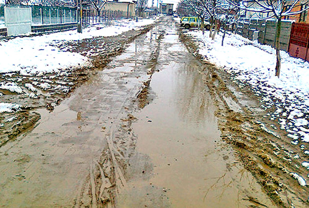 Lazuri, o închisoare naturală pentru sute de persoane