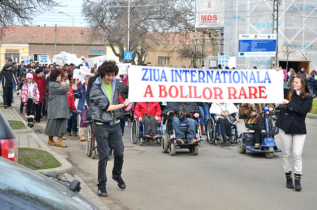 Marş de Ziua Bolilor Rare la Carei