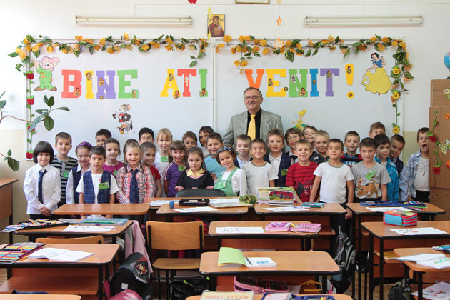 Mii de copii sunt aşteptaţi în băncile claselor pregătitoare