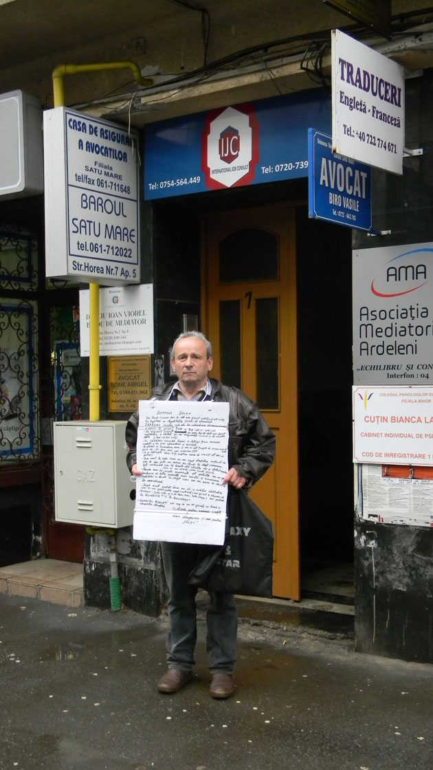 Protest în faţa Baroului de Avocaţi Satu Mare
