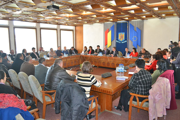 Audienţe în teritoriu pentru comunităţile de romi din judeţ