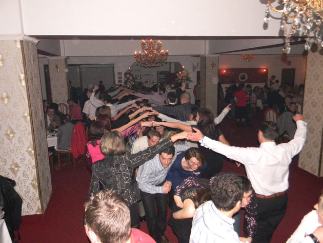 Surprize de Ziua Îndrăgostiţilor în localuri