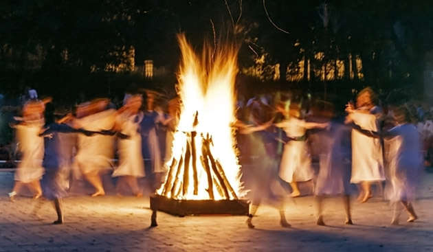 Magia şi vrăjitoria la români