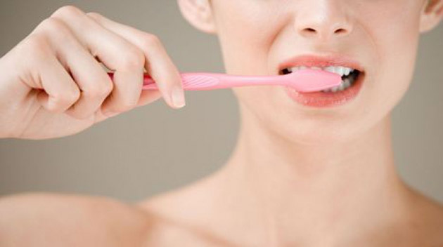 Cât de dăunătoare este pasta de dinți?