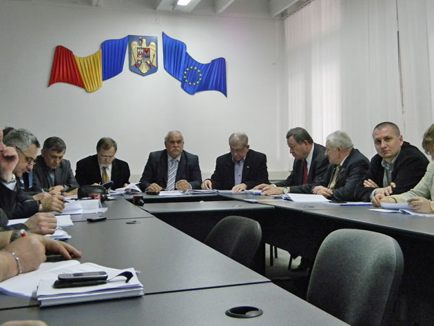 ATOP pune tunurile pe transportatorii de material lemnos