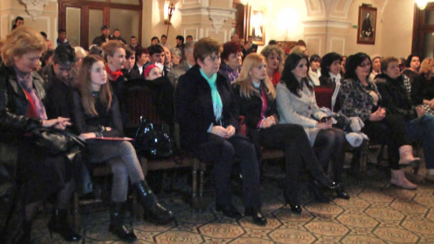 Spectacol dedicat social-democratelor din Carei