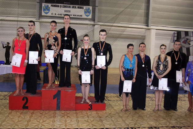 Trei medalii de la Cupa „Mirajul Dansului“