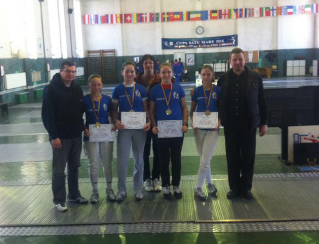 Floretă /  Jos pălăria!