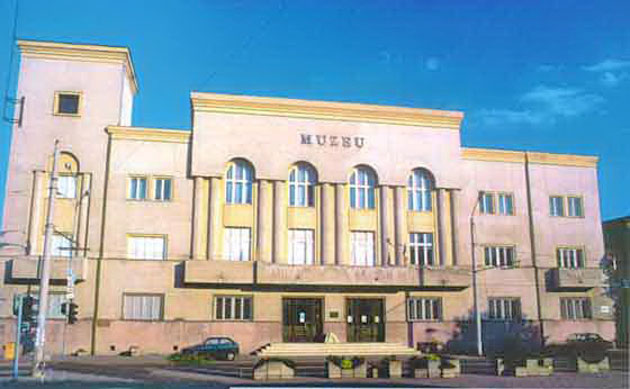 Podoabe istorice ale frumuseţii şi ale puterii, expuse la Muzeul Judeţean