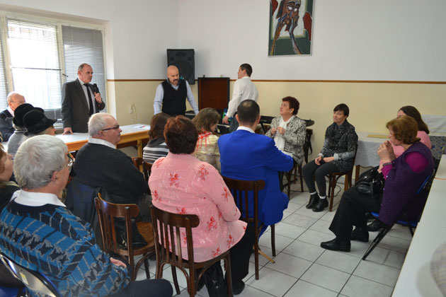 Serbare de 8 Martie la nevăzători