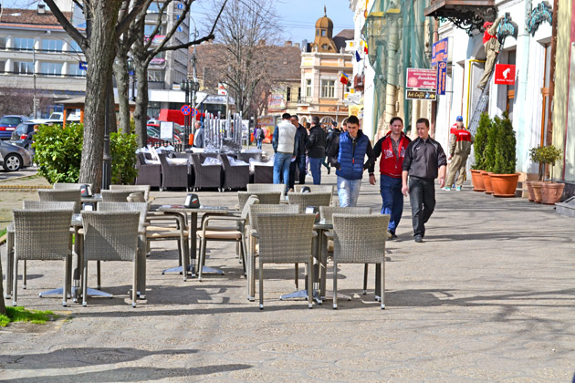 Se deschid terasele pe Corso