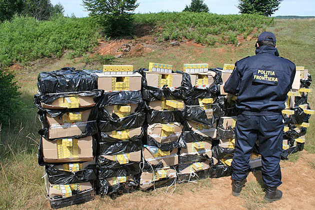 Contrabandiştii migrează pe fâşie