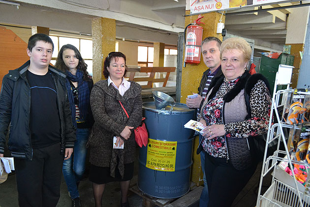 Campanie de colectare a uleiurilor uzate în Piaţa Mare
