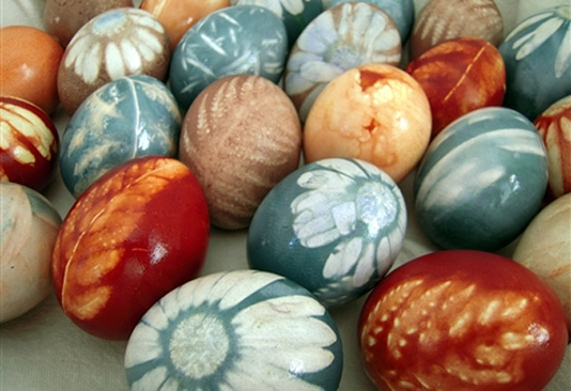 Cum vopsesti natural ouale de Paste