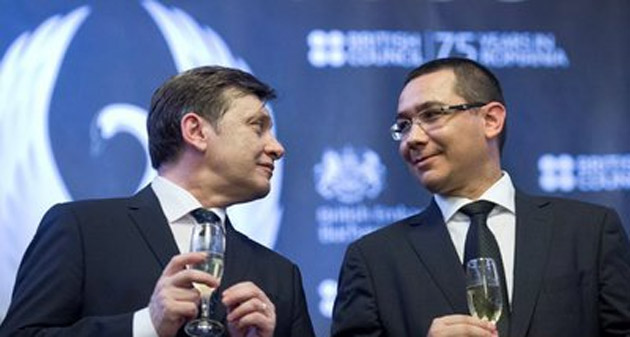 Ponta, pe Facebook: Urări şi celor cu numele "Crin", chiar dacă nu se înţelege uşurinţa trecerii de la alb la negru