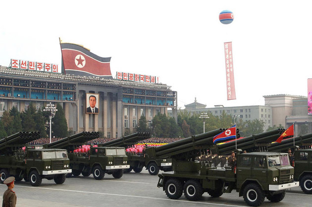 Phenianul va efectua marţi manevre cu muniţii de război în apropierea frontierei maritime cu Sudul