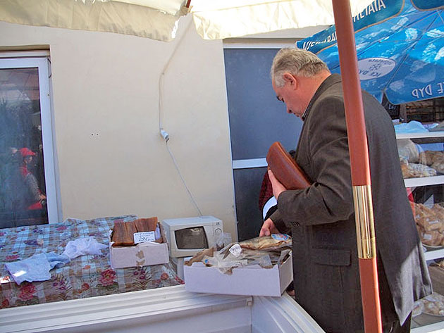 Sărbători de Paşte cu produse expirate