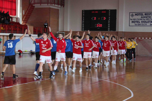 Handbal / Istrate: “Nu avem bancă“