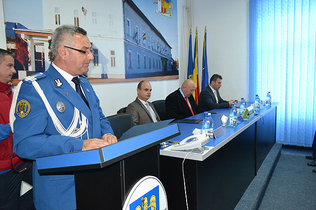 Avansări şi demonstraţii de Ziua  Jandarmeriei Române