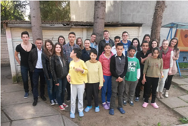 LESD, în mijlocul copiilor instituţionalizaţi