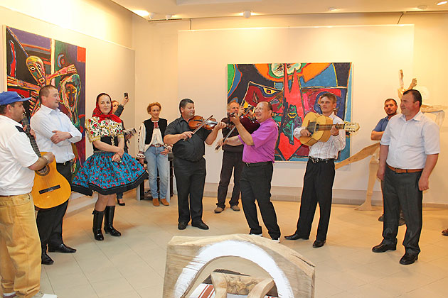 Album de colecţie, document pentru generaţiile viitoare