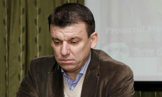 Didi Prodan, pus pe liber