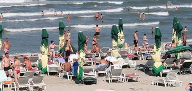 MINIVACANŢA DE 1 MAI: Cei aproximativ 90.000 de români care merg în vacanţă vor cheltui 50 de milioane de lei