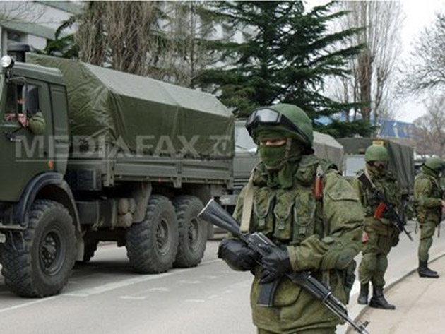 John Kerry confirmă că Rusia îşi retrage trupele de la frontiera cu Ucraina