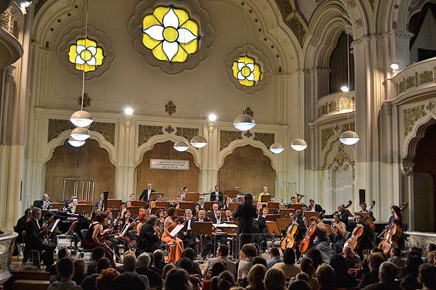 Concert spectaculos cu muzică din filme la Filarmonică