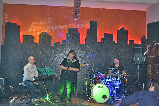 Concert extraordinar cu Jazz Waves Trio & Brigitte