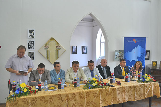 O carte de excepţie care trebuie citită