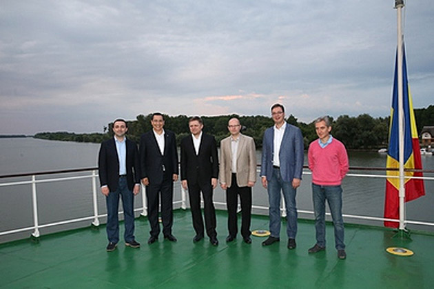 Ponta este în Deltă, unde discută cu premieri din regiune despre situaţia politică din zonă